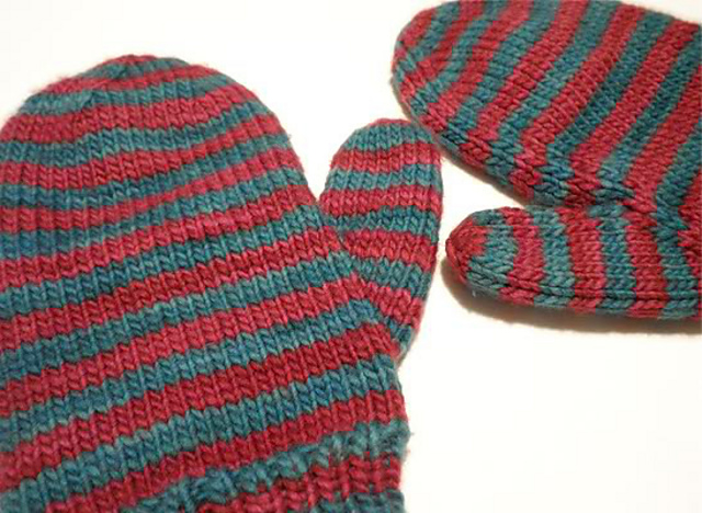 Whoville Mittens