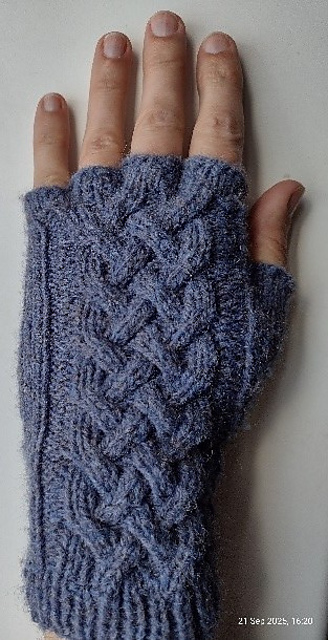 Long cuff cable fingerless gloves