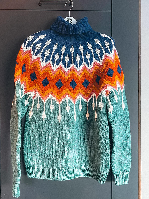 Ravelry: Lista Sweater pattern by Linka Neumann