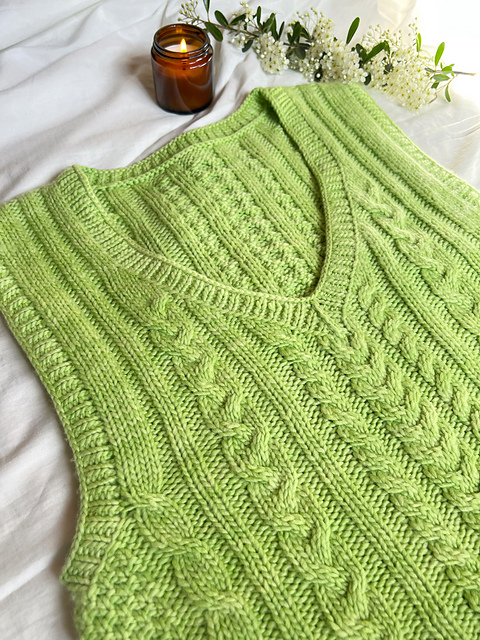 Ravelry: Wasabi vest pattern by Lirio Knits