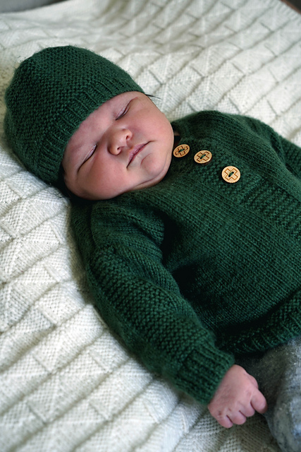 Casey Sweater and Hat - Bc129
