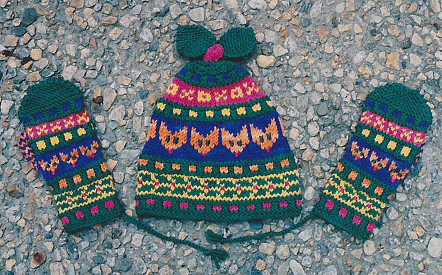 Little Foxes Hat & Mitten Set
