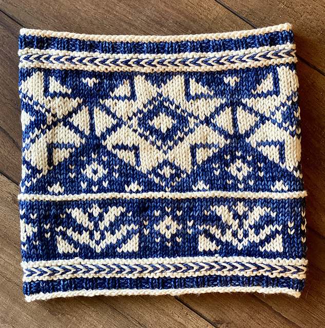 Vyshyvanka Cowl