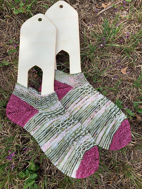 Shorty Trellis Socks