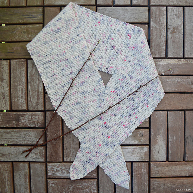 Spring Feelings Scarf