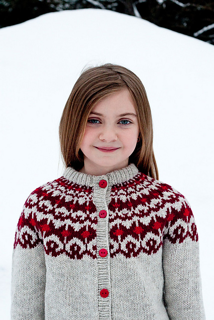 Julie Dressed in Wool - Júlía í Lopa