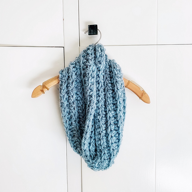 Crystal Cove Cowl