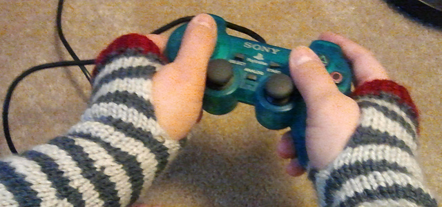 Reversible Gaming Gloves