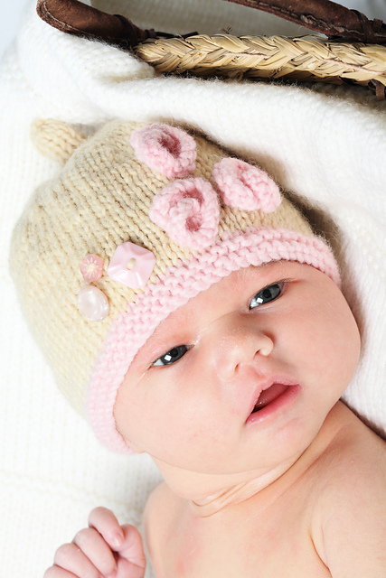 Isabelle Hat and Flower Shoes - Bc09