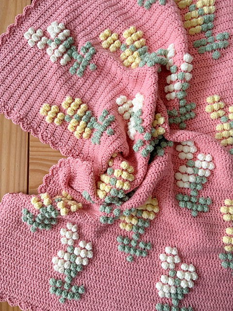 Buttercups and Daisies Blanket