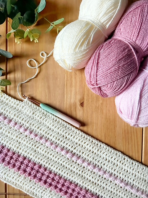 Frosted Berries Blanket