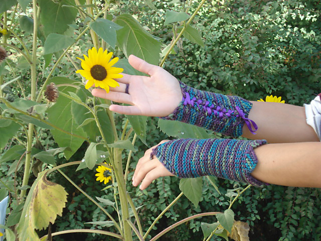 Lace Up Faery Gauntlets