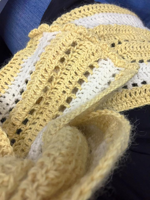 Buttercup Filigree Scarf