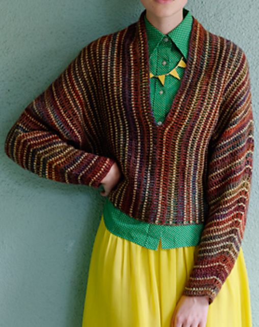 V-neck pullover