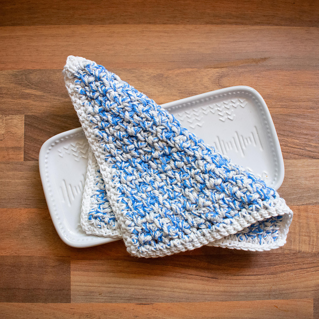 Ravelry Twisted Dish Cloth pattern by Annaliese Mansfield