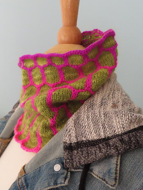 Eukaryotic Cowl