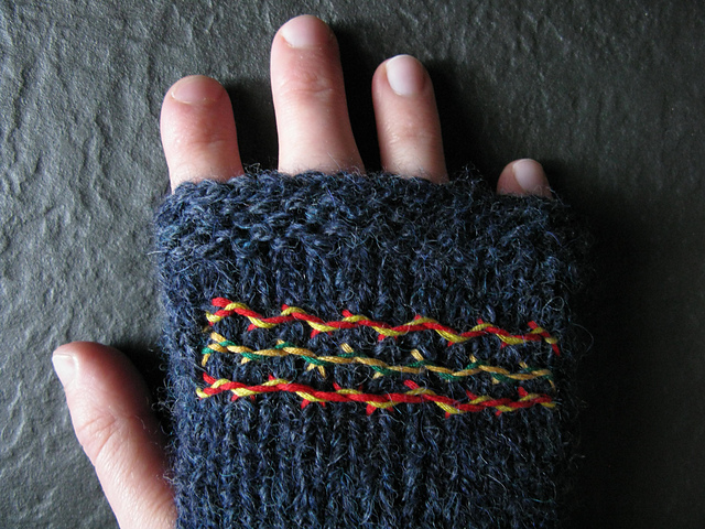 Embroidered Armwarmers