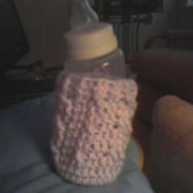 Cabled Bottle Cozy 