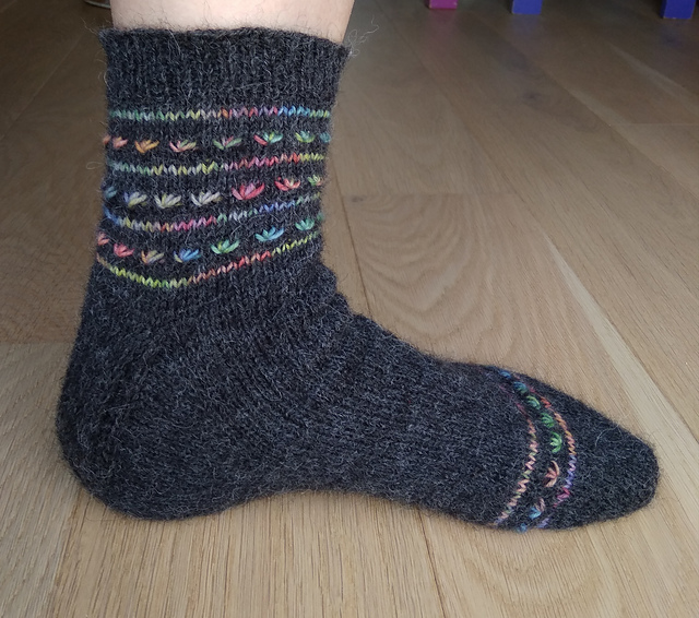 Lotus and stripes socks