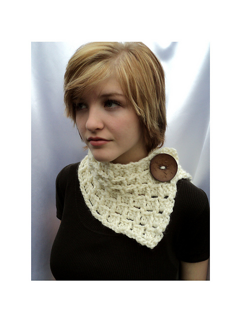 Debut I Chunky Neck Scarf