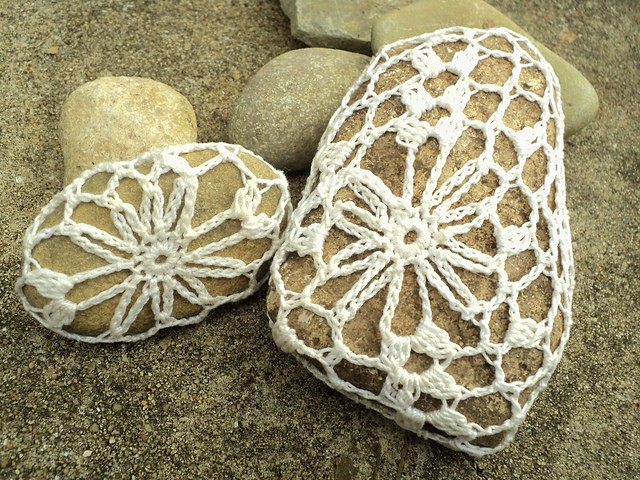 Zen Garden Willow Rocks