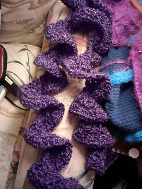 Easy Curly Scarf