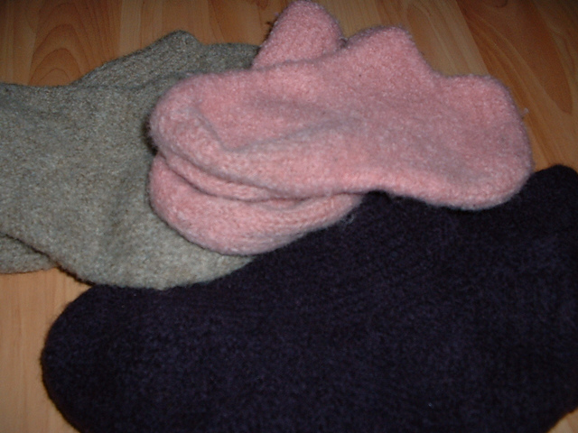 Ravelry: Felted Slippers pattern by Lisa Robtoy