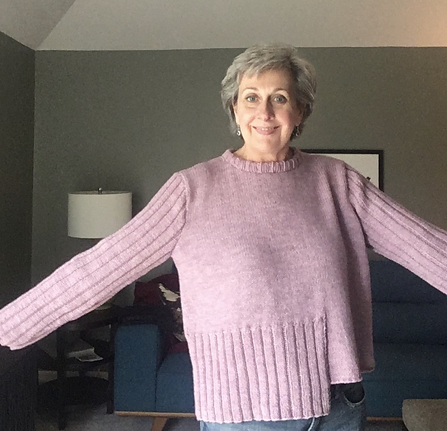 # 18 Pullover mit Rippen und raffiniertem Schnitt
