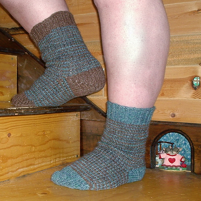 Seamless 2 Needle Socks