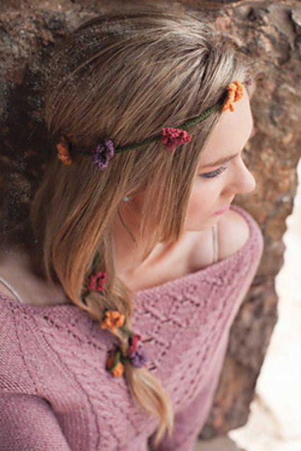 String of Flowers Circlet