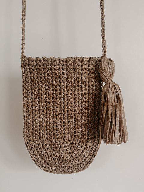 main street crossbody bag