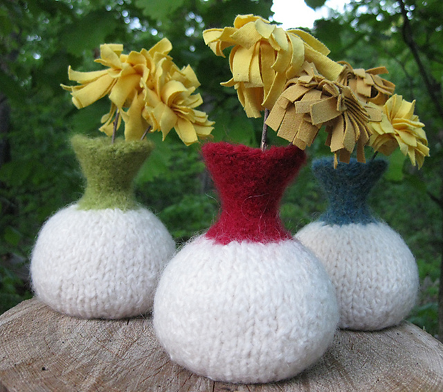 Sweet Pea Bud Vases