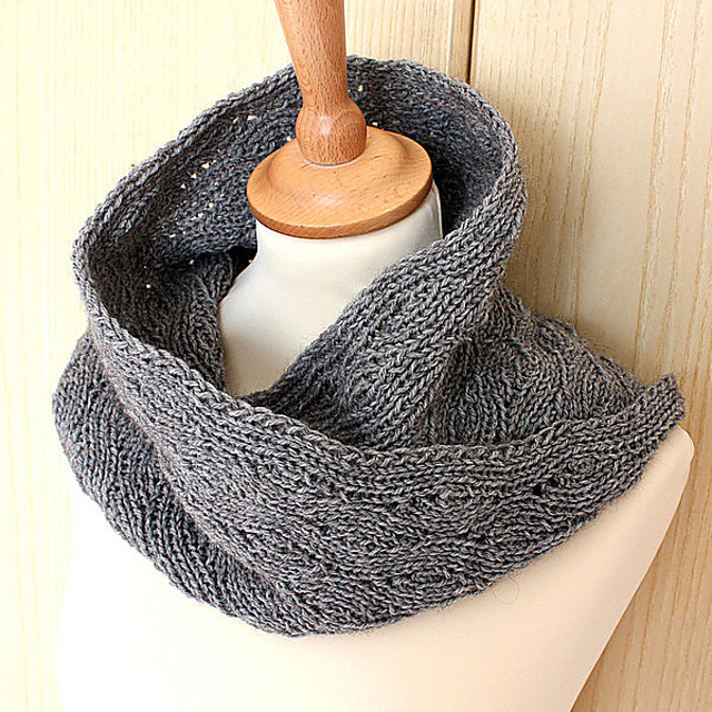 Cowl Moebius