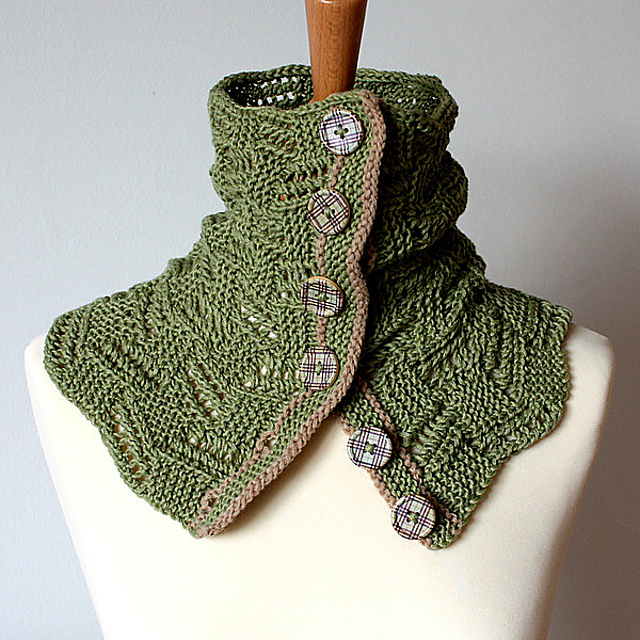 Buttoned Lace Spring Cowl