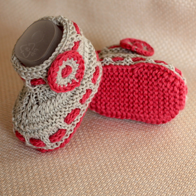 GREY BABY BOOTIES