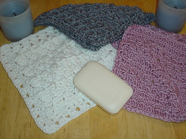 Shell Washcloth Duo