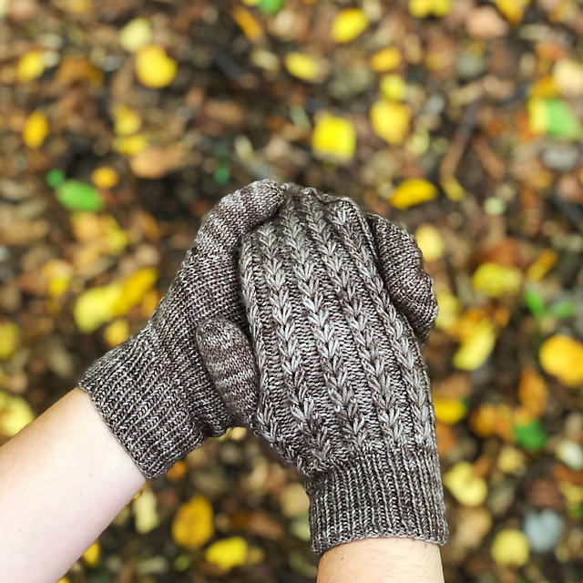 Velvet (mitts)
