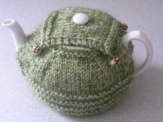 Bobble-less Tea Cosy