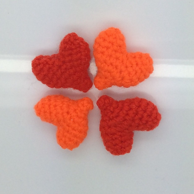 Tiny Amigurumi Hearts