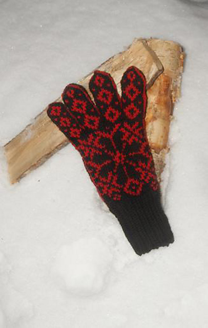 Ladies black and red gloves