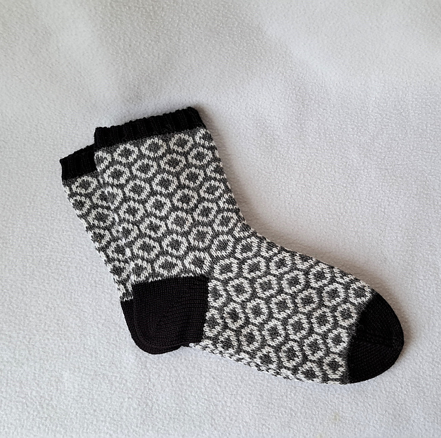 Kenley Adult Socks