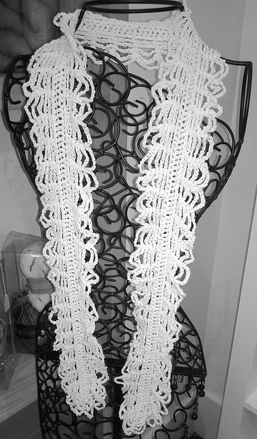 "Chandelier" Scarf