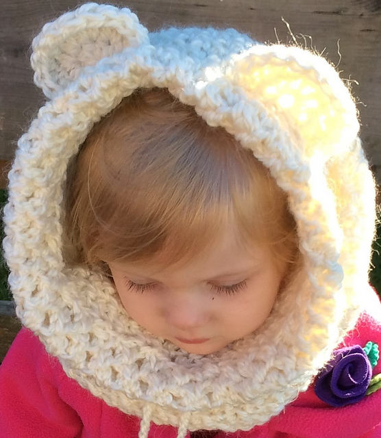 SnowWhite Bear Cowl