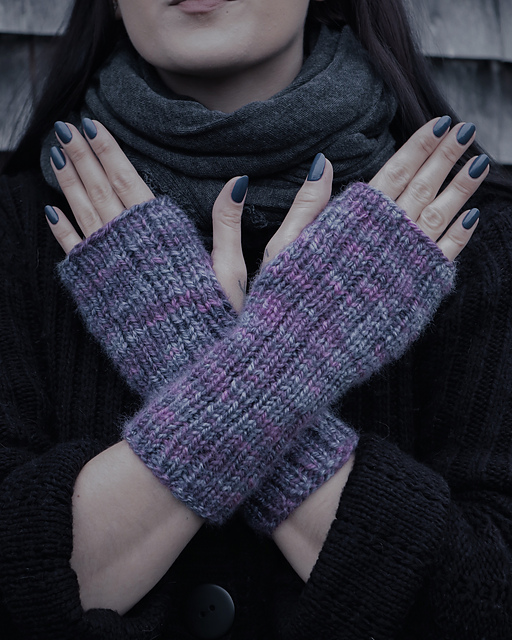 2x1 Fingerless Gloves