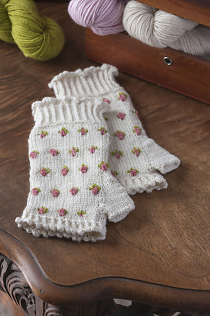 Rosebud Fingerless Gloves