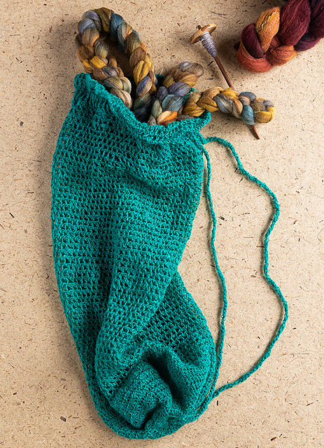 Crocheted Peddler’s Pack