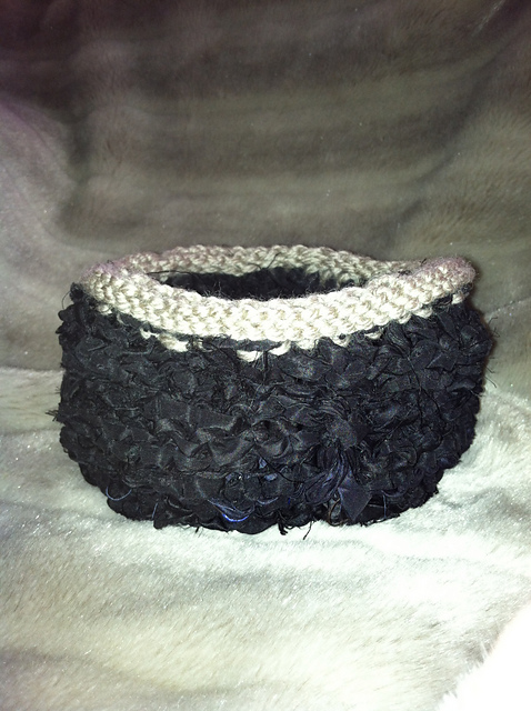 Sari Ribbon Basket