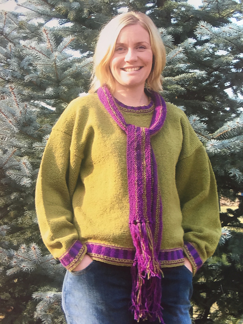AH 2005 Cozy Pullover and Scarf