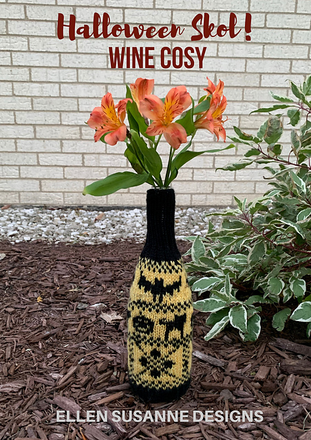 "Halloween Skol" Wine Cosy