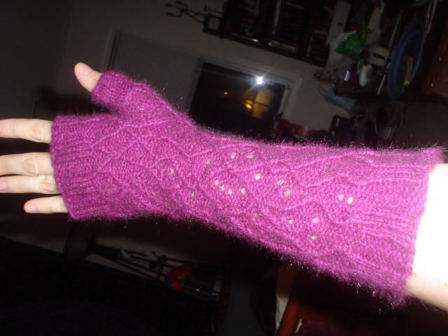 Meandering Plotline Armwarmers